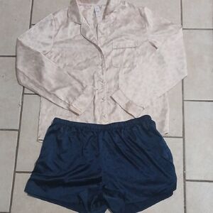 STARS ABOVE Womens Size XS/S Satin PJ Shorts Set